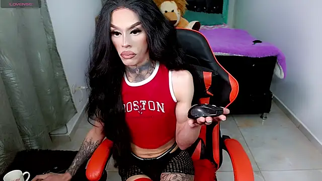 Alextwink online show from February 25, 2026, 7:47 pm