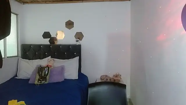 brittanysexhot online show from March 27, 2026, 4:41 pm