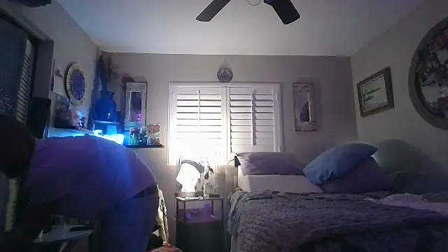 bjay1210 online show from February 2, 2026, 8:13 am