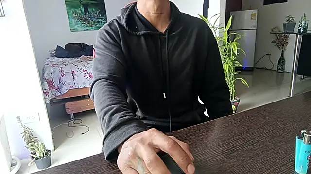 Adam Valenciia online show from January 12, 2026, 4:47 pm