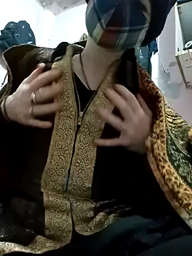 Snapshot of Aarju-30 chatting on January 19, 2025, 4:25 pm Aarju-30 online show from January 19, 2025, 4:25 pm