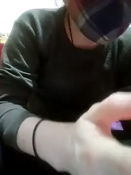 Snapshot of Aarju-30 chatting on February 9, 2025, 5:01 pm Aarju-30 online show from February 9, 2025, 5:01 pm