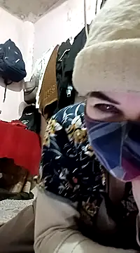 Snapshot of Aarju-30 chatting on January 27, 2025, 1:52 pm Aarju-30 online show from January 27, 2025, 1:52 pm