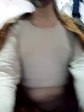 Snapshot of Aarju-30 chatting on January 18, 2025, 3:49 pm Aarju-30 online show from January 18, 2025, 3:49 pm