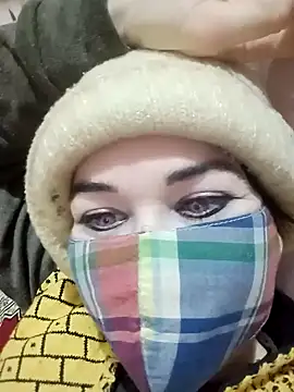 Snapshot of Aarju-30 chatting on January 13, 2025, 2:32 pm Aarju-30 online show from January 13, 2025, 2:32 pm