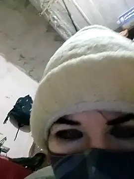 Snapshot of Aarju-30 chatting on January 22, 2025, 2:03 pm Aarju-30 online show from January 22, 2025, 2:03 pm