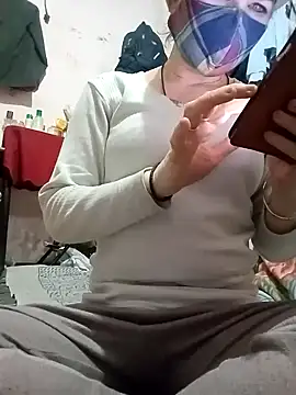 Snapshot of Aarju-30 chatting on January 31, 2025, 4:17 pm Aarju-30 online show from January 31, 2025, 4:17 pm