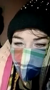 Snapshot of Aarju-30 chatting on January 10, 2025, 5:24 pm Aarju-30 online show from January 10, 2025, 5:24 pm