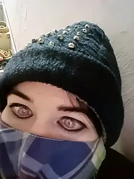 Snapshot of Aarju-30 chatting on January 14, 2025, 2:00 pm Aarju-30 online show from January 14, 2025, 2:00 pm