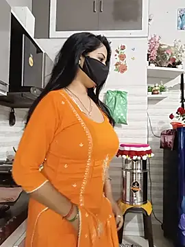 Best-Couple online show from July 28, 2026, 11:17 am