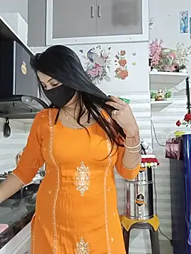 Best-Couple online show from July 14, 2026, 2:05 am