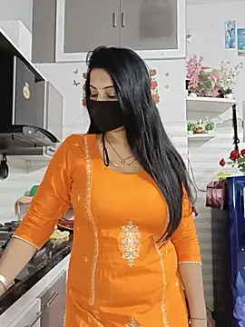 Best-Couple online show from July 14, 2026, 2:00 am