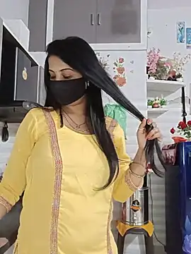 Best-Couple online show from July 30, 2026, 2:21 am