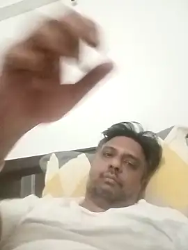 jemes21in online show from March 26, 2026, 8:07 pm