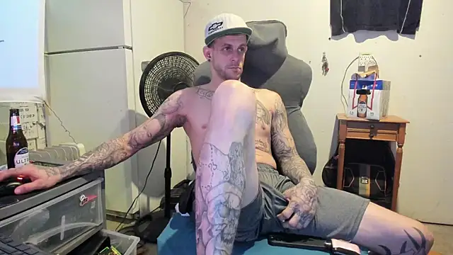 JamesMichael88 online show from March 17, 2025, 8:51 pm