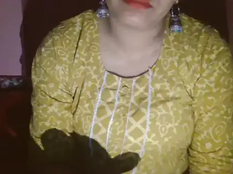 Hot-shanvi online show from April 15, 2026, 12:16 am