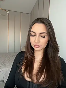 claraxjoyy online show from November 1, 2025, 5:36 am