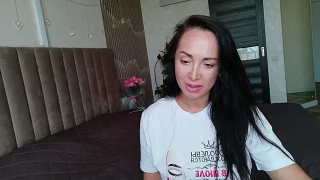 Snapshot of Monica_Weiss chatting on July 25, 2026, 10:43 am Monica Weiss online show from July 25, 2026, 10:43 am