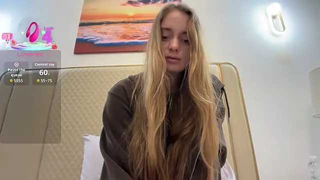 Snapshot of BabyMelie chatting on February 9, 2026, 4:49 pm BabyMelie online show from February 9, 2026, 4:49 pm