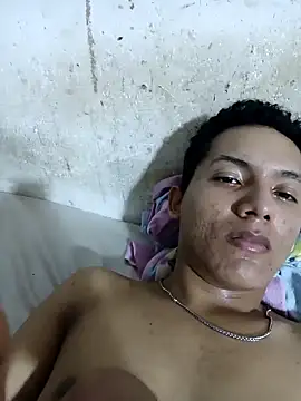 Snapshot of Elias0405 chatting on April 4, 2026, 11:33 pm Elias0405 online show from April 4, 2026, 11:33 pm