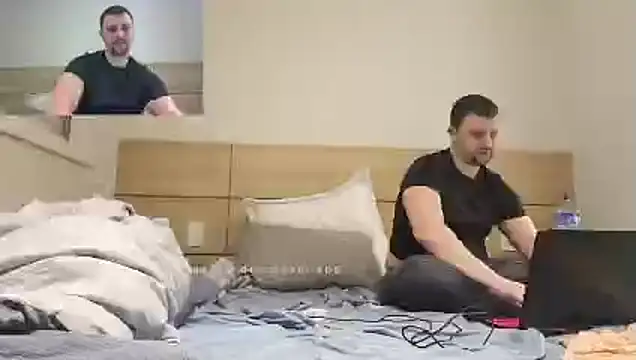 NaughtyTogether2006 online show from December 31, 2024, 4:38 am