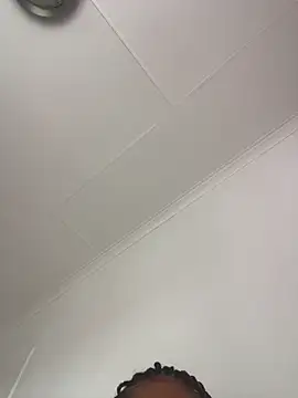 Snapshot of Thando04 chatting on February 14, 2026, 12:05 pm Thando04 online show from February 14, 2026, 12:05 pm