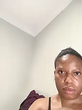 Snapshot of Thando04 chatting on January 23, 2025, 11:05 pm Thando04 online show from January 23, 2025, 11:05 pm