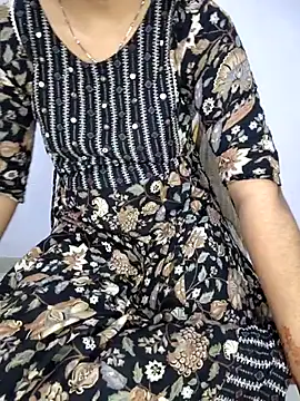 lovelygirl4567 online show from May 31, 2026, 5:40 pm
