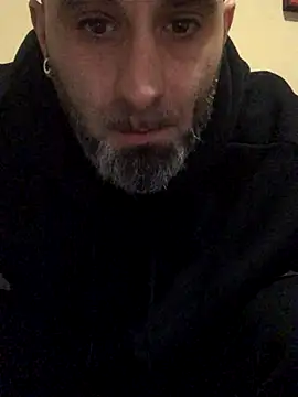 Snapshot of josueswvillaA1 chatting on November 18, 2025, 11:15 pm josueswvillaA1 online show from November 18, 2025, 11:15 pm