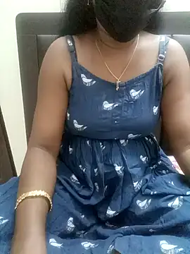 Snapshot of Tamil_Vishalini chatting on January 25, 2025, 5:40 pm Tamil Vishalini online show from January 25, 2025, 5:40 pm