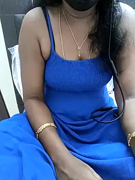 Snapshot of Tamil_Vishalini chatting on February 20, 2025, 11:32 pm Tamil Vishalini online show from February 20, 2025, 11:32 pm