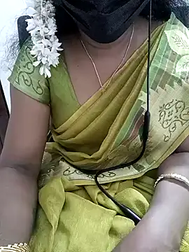 Snapshot of Tamil_Vishalini chatting on February 8, 2025, 4:36 am Tamil Vishalini online show from February 8, 2025, 4:36 am