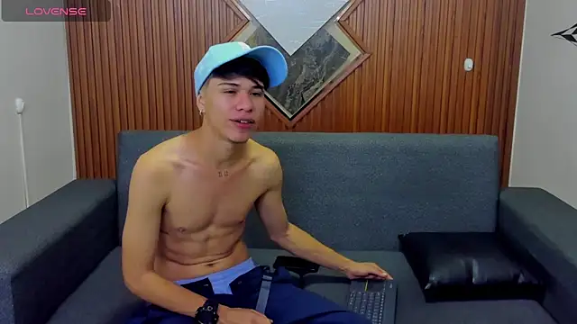 Snapshot of anyelo_waller chatting on February 6, 2025, 12:26 pm anyelo waller online show from February 6, 2025, 12:26 pm