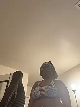 DamnBubbles online show from February 8, 2025, 6:22 pm