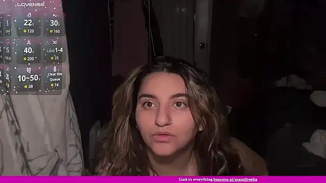 Snapshot of mamifresita chatting on April 20, 2026, 3:20 am mamifresita online show from April 20, 2026, 3:20 am