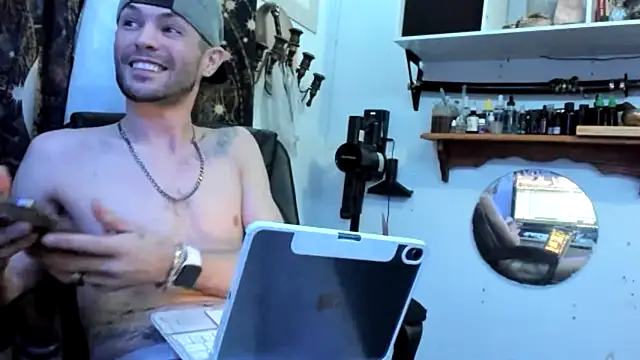 Snapshot of Trystan_Spellman chatting on March 17, 2026, 3:20 am Trystan Spellman online show from March 17, 2026, 3:20 am