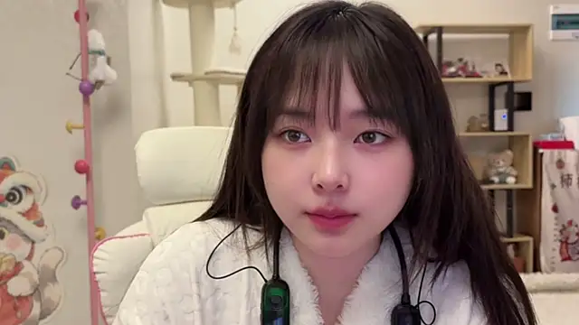 Chenjing0 online show from February 13, 2026, 4:45 am