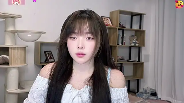 Chenjing0 online show from June 4, 2026, 12:21 pm