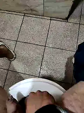 Snapshot of dreamers_dick chatting on January 14, 2025, 3:01 am dreamers dick online show from January 14, 2025, 3:01 am