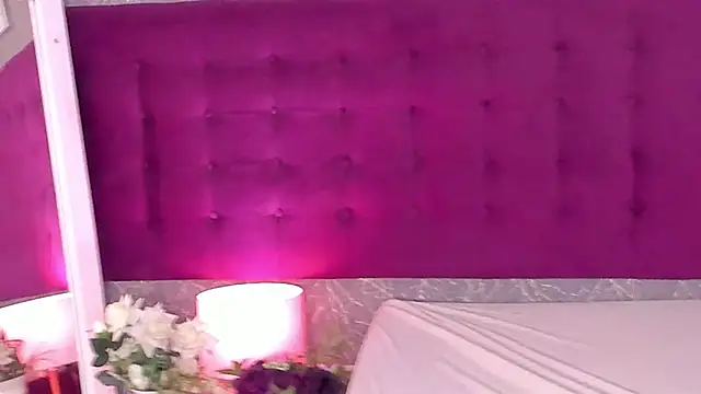 LiaCathaleya online show from November 14, 2025, 8:23 pm