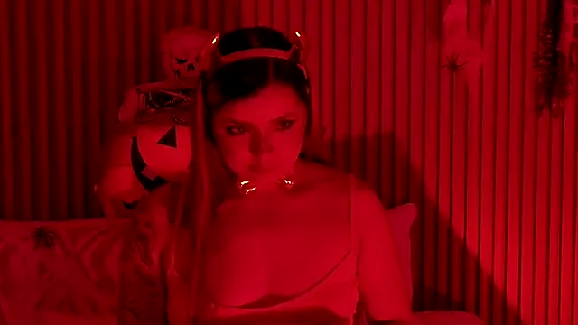 kata james online show from October 24, 2025, 7:35 pm