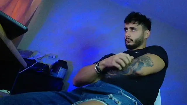 XanderCage99 online show from October 25, 2025, 7:29 am