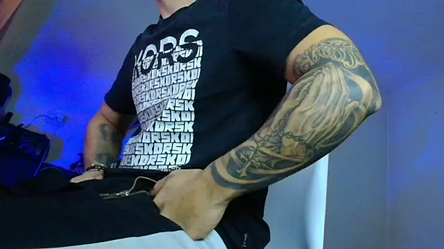 XanderCage99 online show from November 15, 2025, 7:56 am