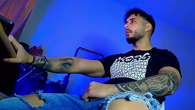 XanderCage99 online show from December 23, 2025, 8:24 am