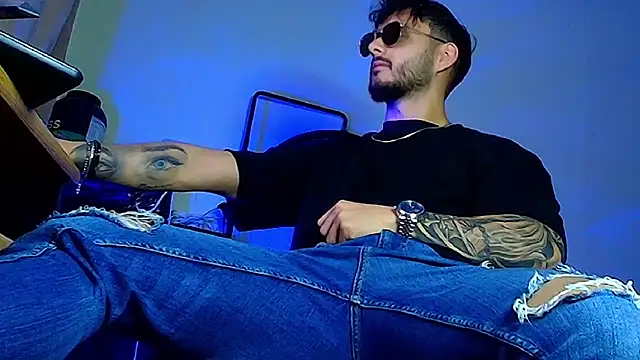 Snapshot of XanderCage99 chatting on February 22, 2026, 12:46 am XanderCage99 online show from February 22, 2026, 12:46 am