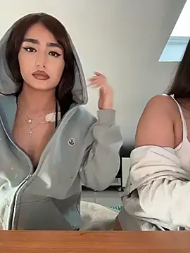 miaceleste online show from May 18, 2026, 5:51 pm