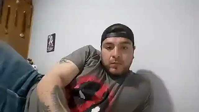shaggy696909 online show from February 12, 2025, 4:12 am