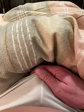 Snapshot of gamdschie49 chatting on March 20, 2025, 8:40 pm gamdschie49 online show from March 20, 2025, 8:40 pm