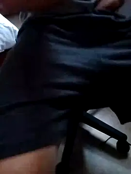 HueingChamber4352 online show from October 6, 2025, 3:46 pm