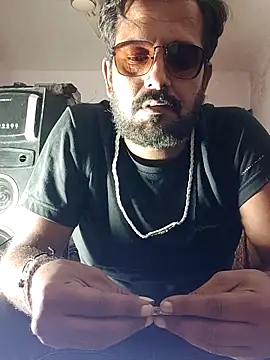 MAGNETICDADDY8 online show from December 2, 2025, 9:33 am